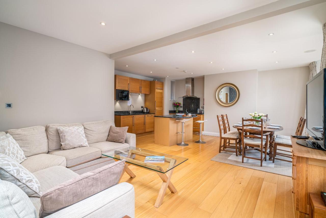 Castle Properties:Eton-The College Windsor Bagian luar foto