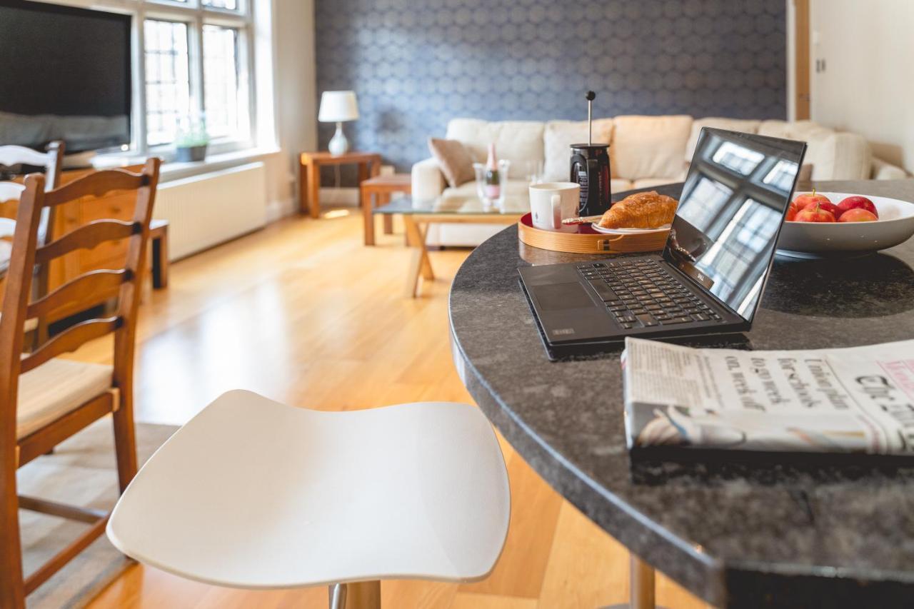 Castle Properties:Eton-The College Windsor Bagian luar foto