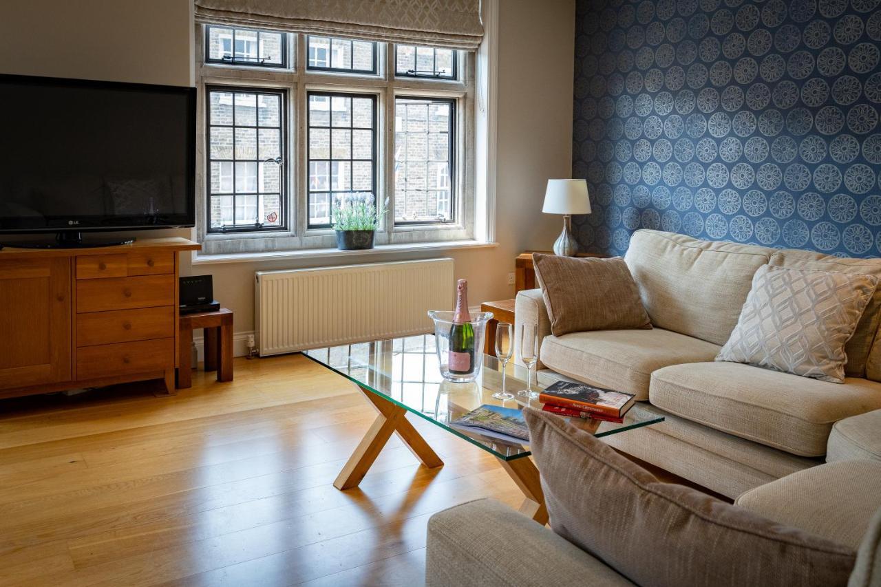 Castle Properties:Eton-The College Windsor Bagian luar foto