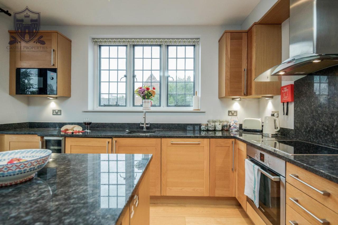 Castle Properties:Eton-The College Windsor Bagian luar foto